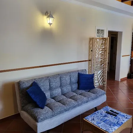 Feriehus Casa Casal Das Terras *